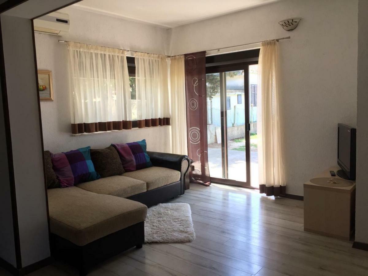 Mustapictanja Apartamento Bibinje Exterior foto